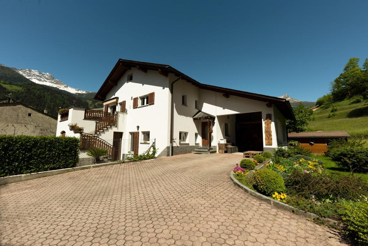 B&B Cuore Verde Poschiavo Exterior photo